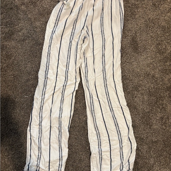 Rewash Linen pants. Size M - Picture 2 of 3